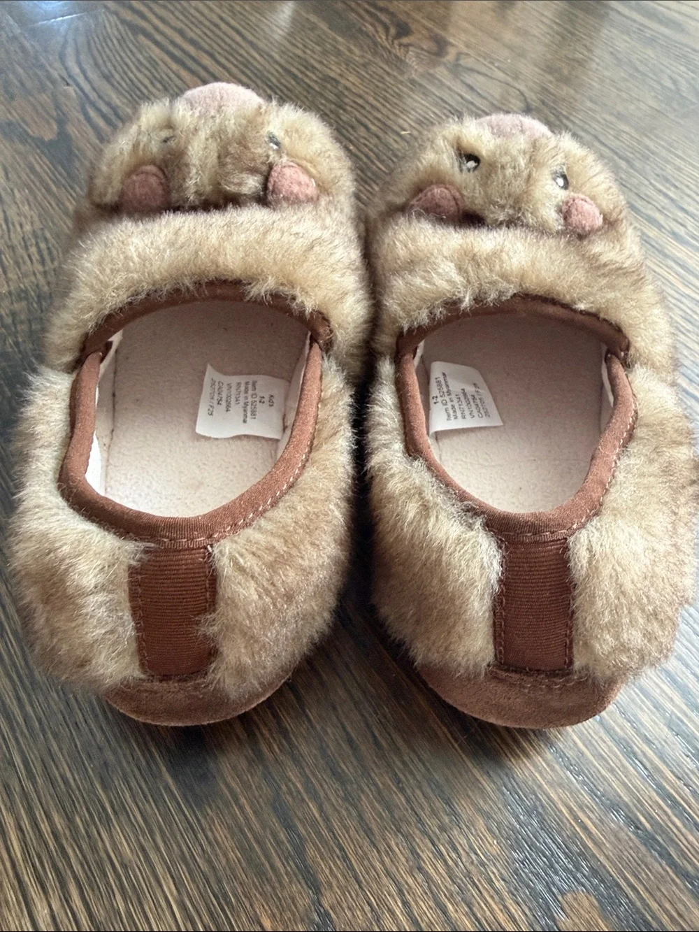 LL Bean Kids Animal Slippers, suede, like new, size 1-2 (Nut Brown Bear)